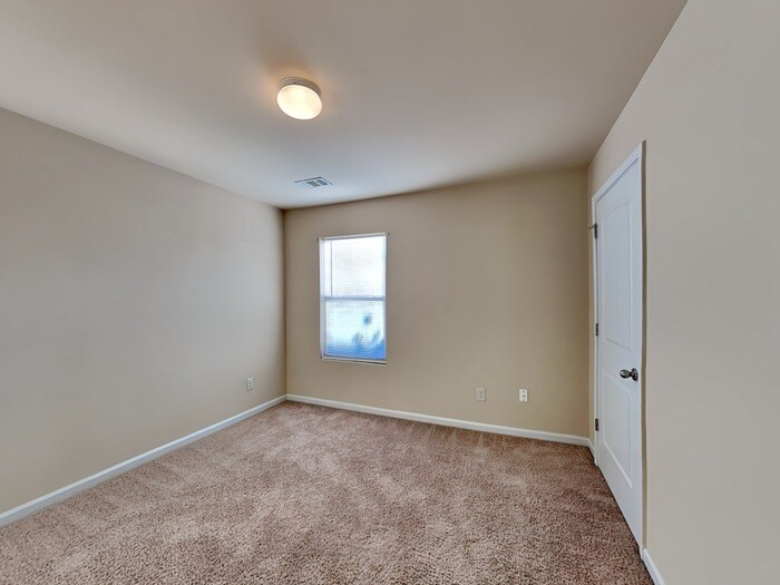 Building Photo - 1007 Eldon Ln