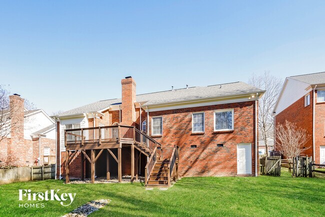 Building Photo - 1402 Holly Ridge Dr