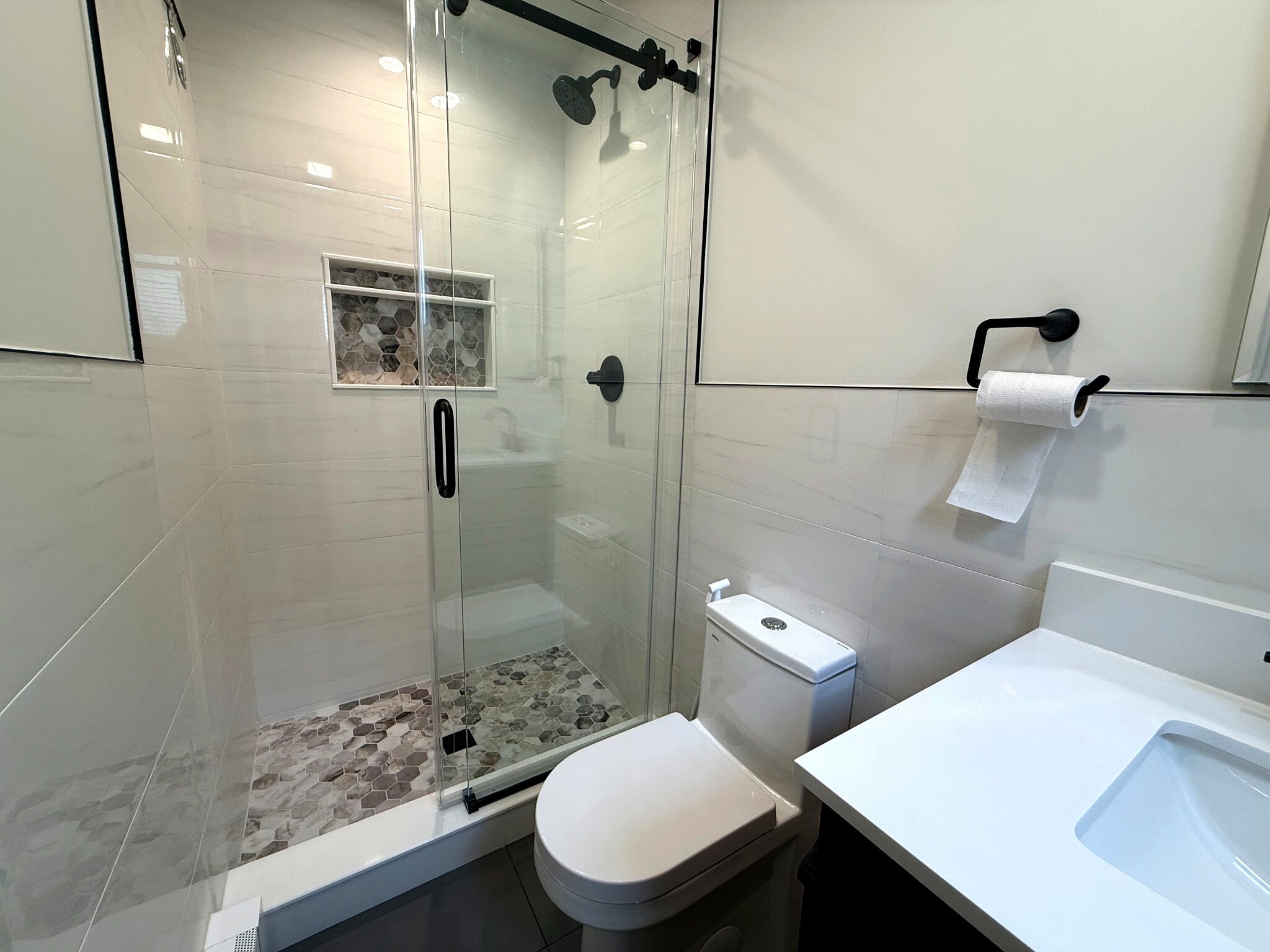 Building Photo - 44 Willow Wood Ct