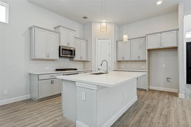 Building Photo - 2726 Geranium Ln
