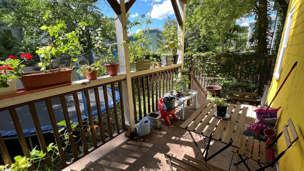 Rear Deck - 152 Raymond St