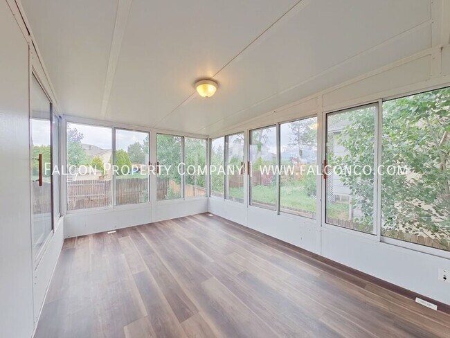 Building Photo - 3930 Beltana Dr