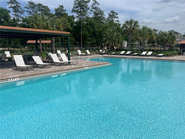 Building Photo - 160 Victoria Oaks Blvd