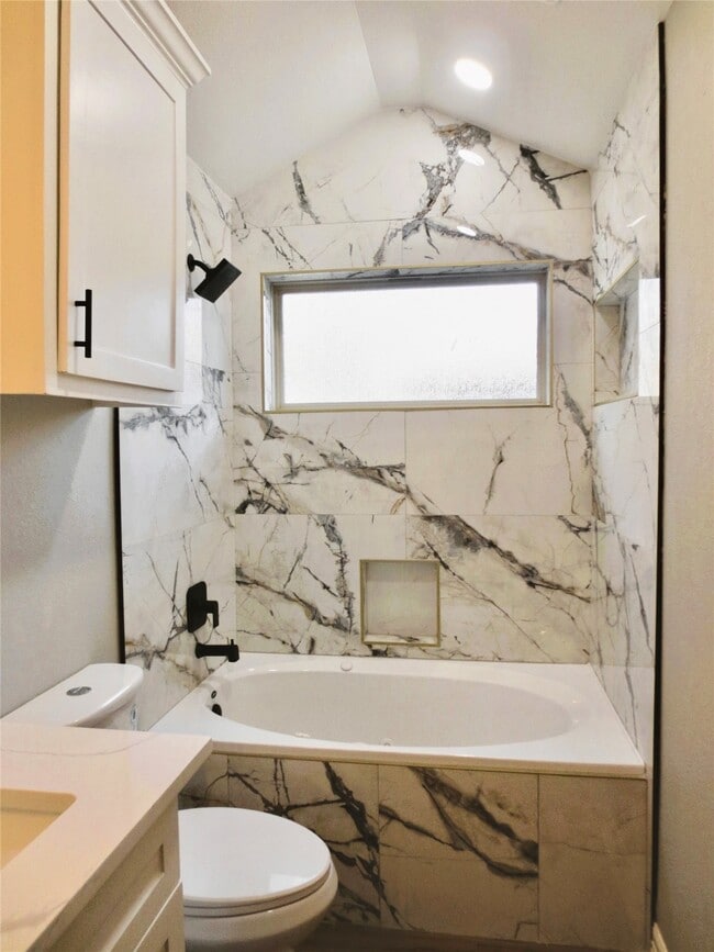 Building Photo - 10316 Aldine Westfield Rd