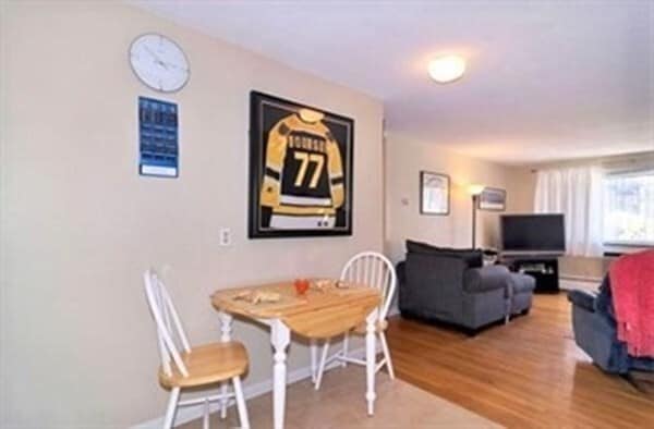 Building Photo - 280 Corey Rd