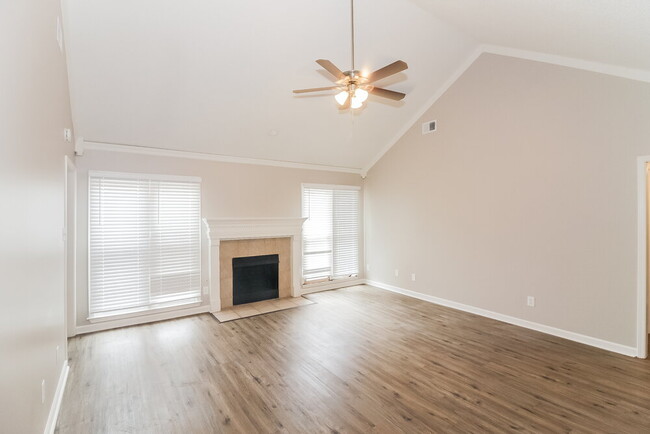 Building Photo - 9319 Chimneyrock Blvd.
