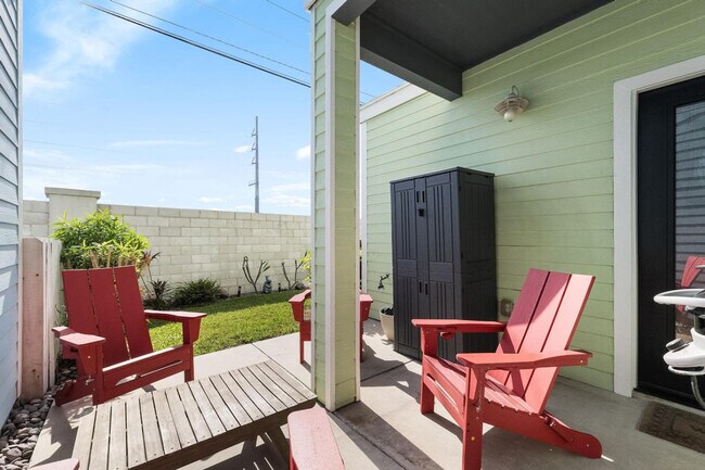 Building Photo - 113 Las Joyas Pr Blvd