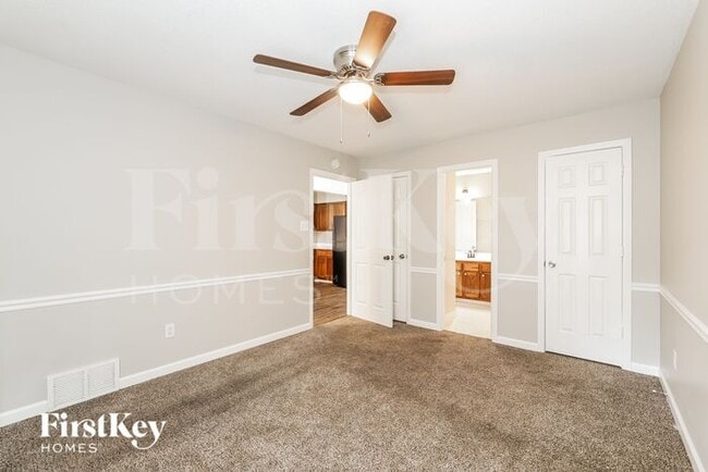 Building Photo - 5041 Cottage Ln