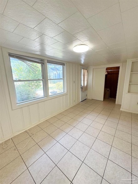 Building Photo - 1318 Wilson Ave