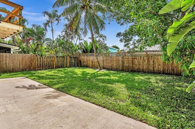Building Photo - Beautiful 3 bedroom 2 bathroom Home in heart of  Delray Beach