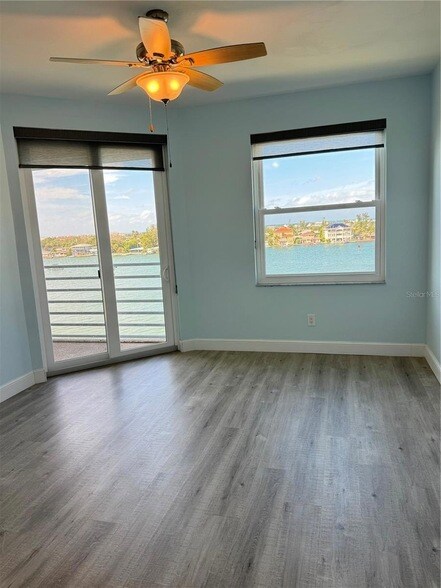 Building Photo - 7902 Sailboat Key Blvd S