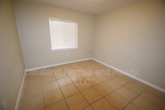 Building Photo - 2237 Bordeau Ct