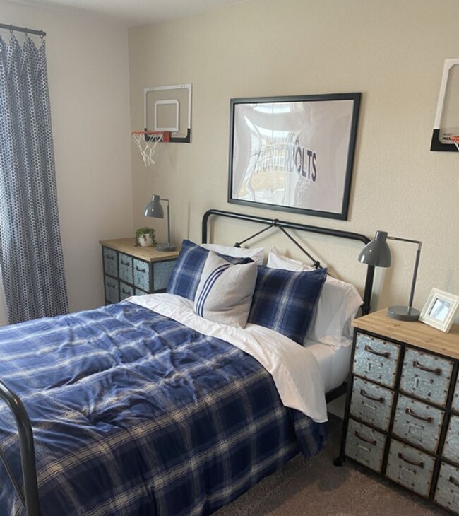 Building Photo - For Rent in Kiley Ranch – Bright, Spacious...
