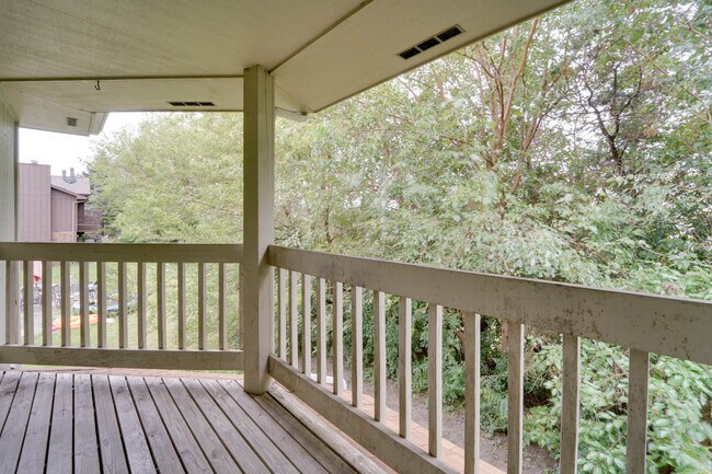 Building Photo - 74 Terry Dr