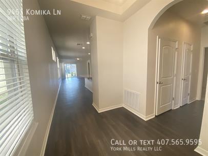 Building Photo - 9451 Komika Ln