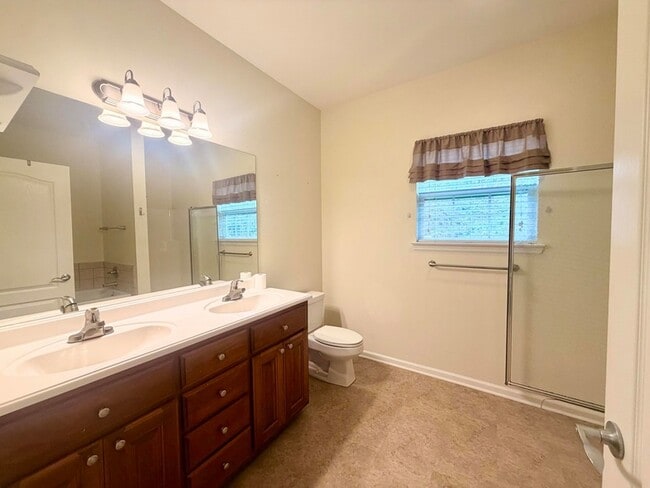 Building Photo - 5644 Mountain Oaks Ln