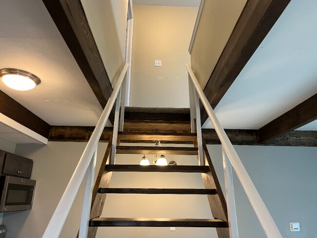 Building Photo - 164 Logan Rd