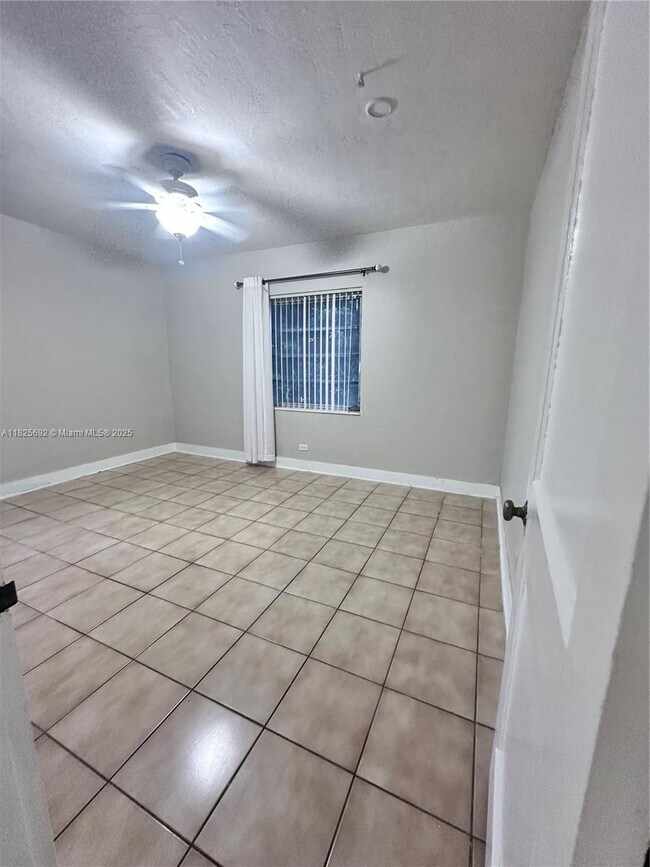 Building Photo - 3903 W Flagler St