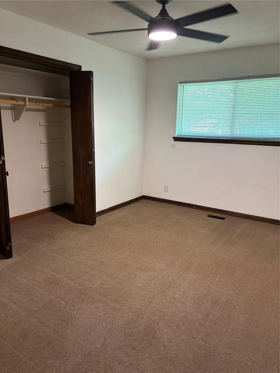 Building Photo - 324 Forest Dr