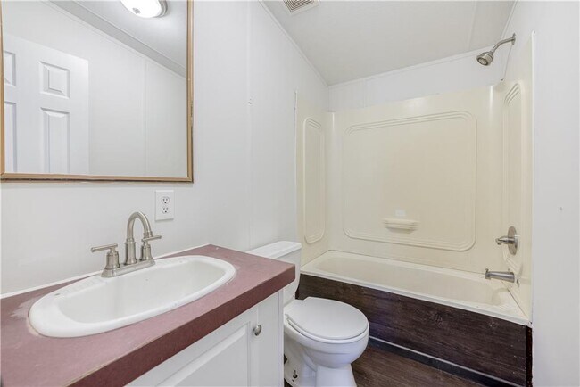 Building Photo - 2178 GA-323