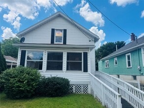 Building Photo - 113 Hayes Ave