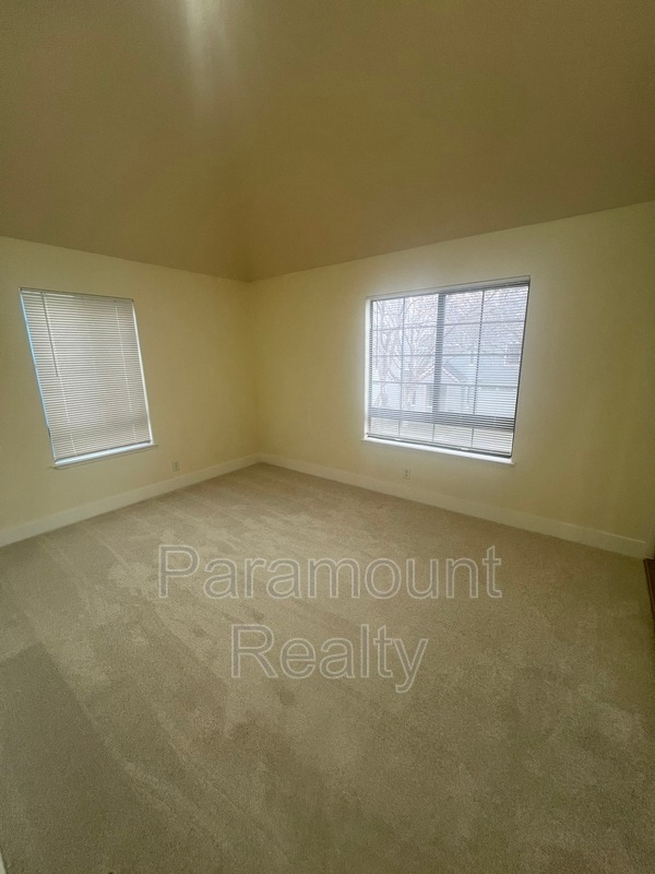 Building Photo - 1547 Chihong Dr