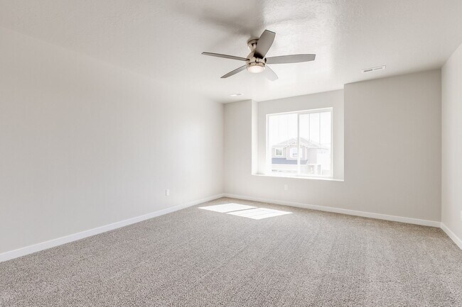 Building Photo - Adorable and Affordable Alley Load Home For Rent in Meridian!  A must see!