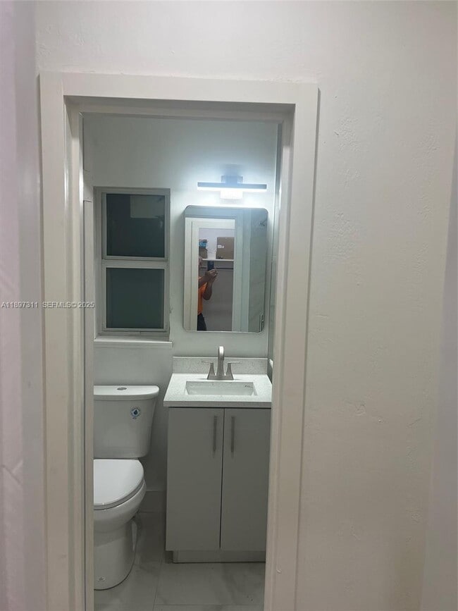 Building Photo - 2181 NE 167th St