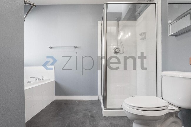 Building Photo - 8115 77th Ave NE