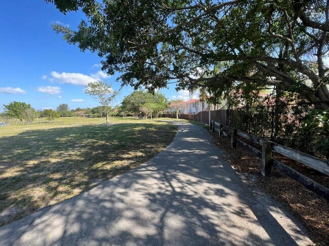 Building Photo - 7317 NW 173rd Dr