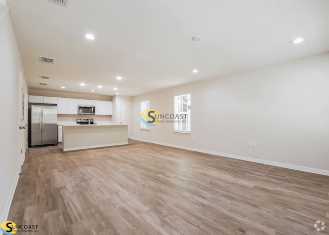 Building Photo - 3821 SW 43rd Ct