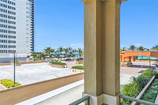 Building Photo - 2080 S Ocean Dr