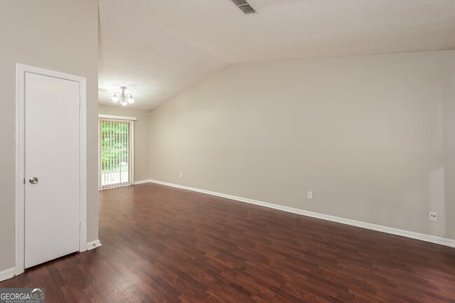 Building Photo - 5603 Rock Springs Rd