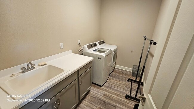 Building Photo - Beautifully Furnished Home in Upscale Gated Community