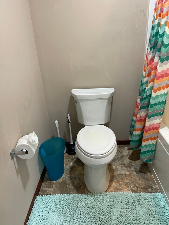 Building Photo - 113 Alton Dr