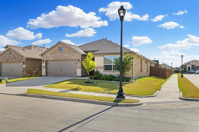 Building Photo - 14633 Caelum Dr