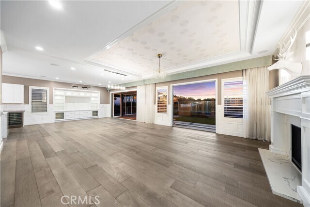 Building Photo - 58 Victoria