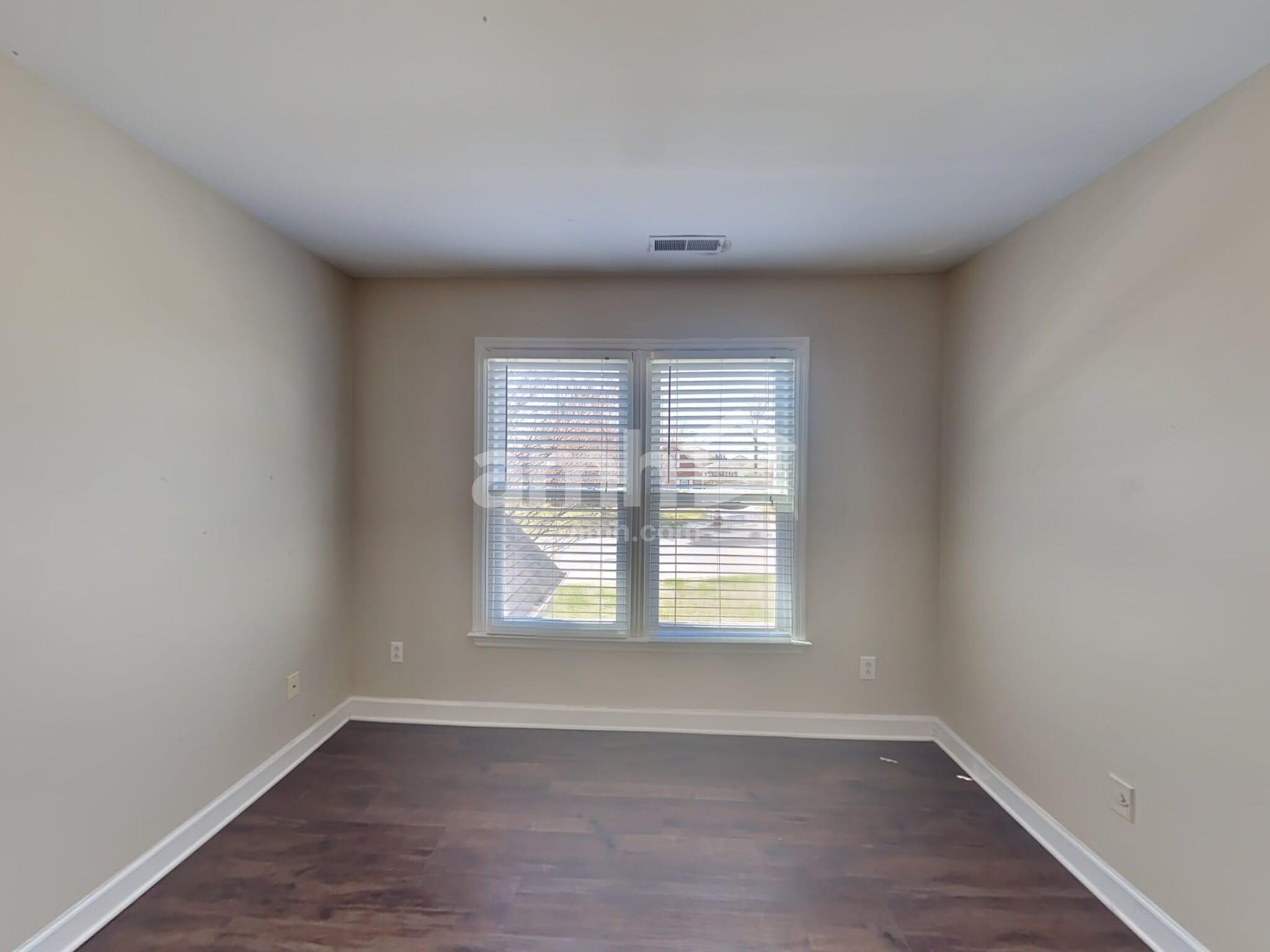 Building Photo - 2885 Runnymeade Dr