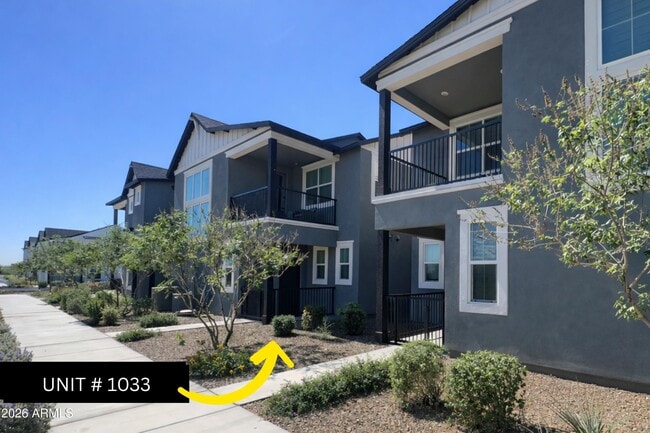 Building Photo - 11300 N Casa Dega Dr