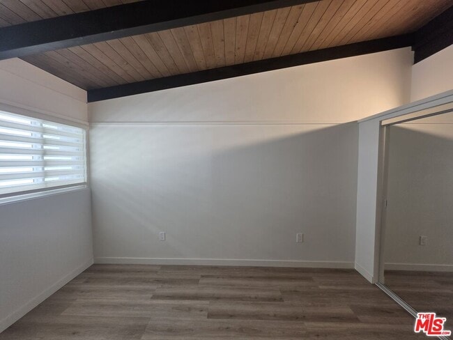 Building Photo - 11021 Missouri Ave