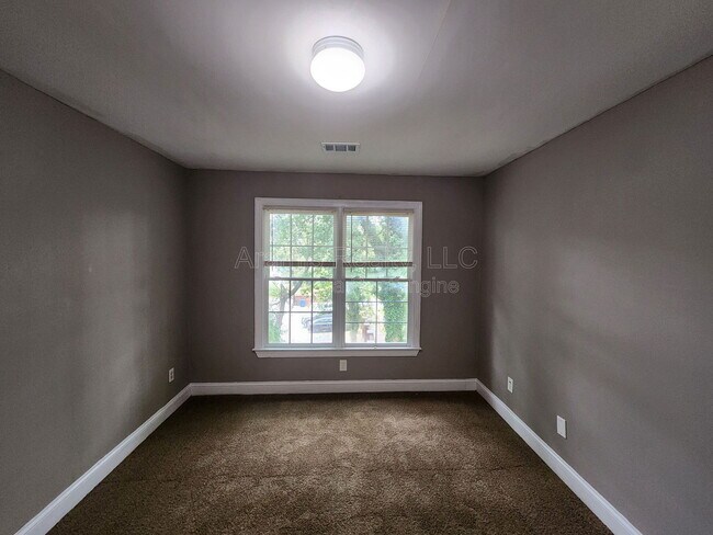 Building Photo - 899 Booker Washington Dr NW