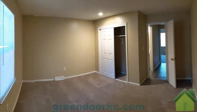 Building Photo - 503 S Cardinal Dr