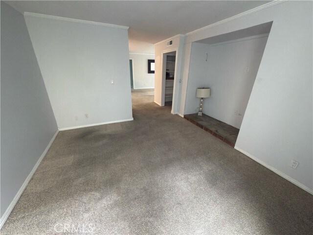 Building Photo - 552 N Bellflower Blvd
