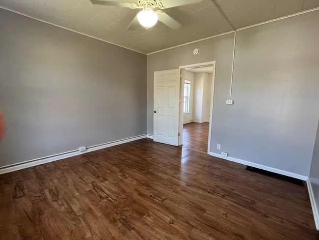 Building Photo - 2866 Wicklow St