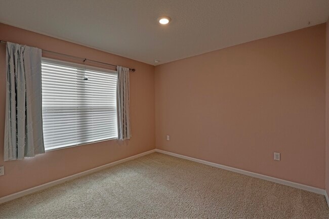 Building Photo - 5747 Guinevere Ln