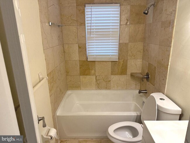 Building Photo - 2723 Fort Baker Dr SE