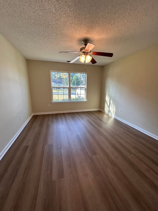 Building Photo - Beautiful Ranch Home in Springfield