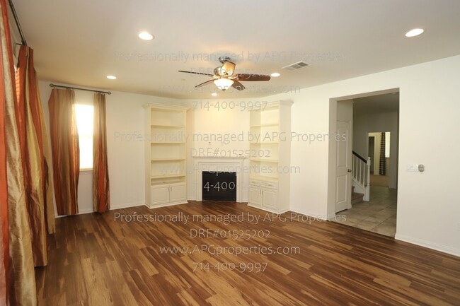 Building Photo - 509 S Trident St