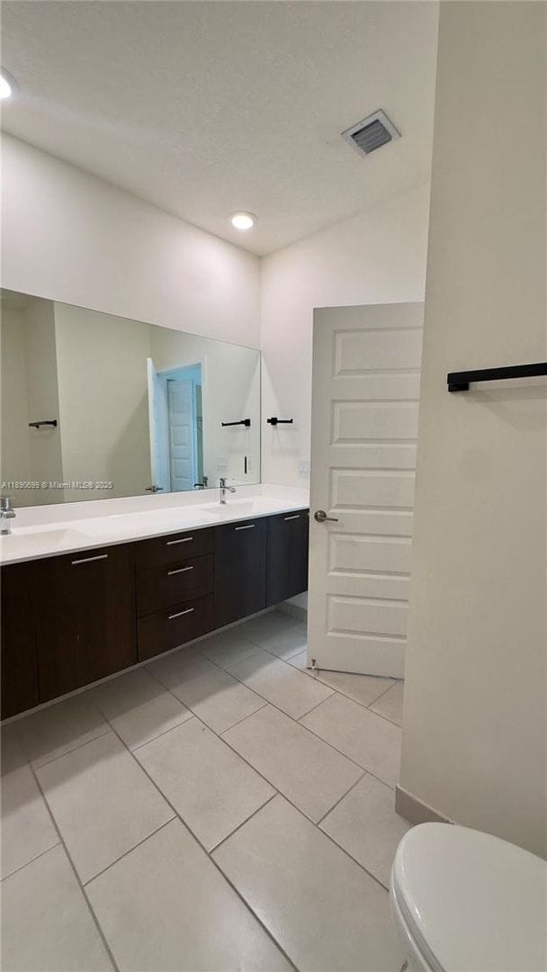 Building Photo - 8301 NW 41st St