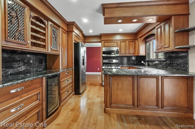 Building Photo - 4147 Greensboro Dr